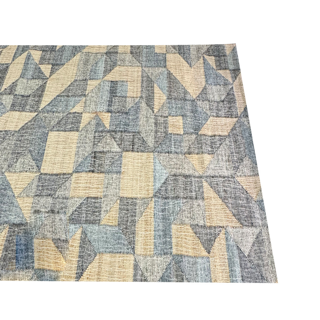 Earthy Elegance Handknotted Jute Rug