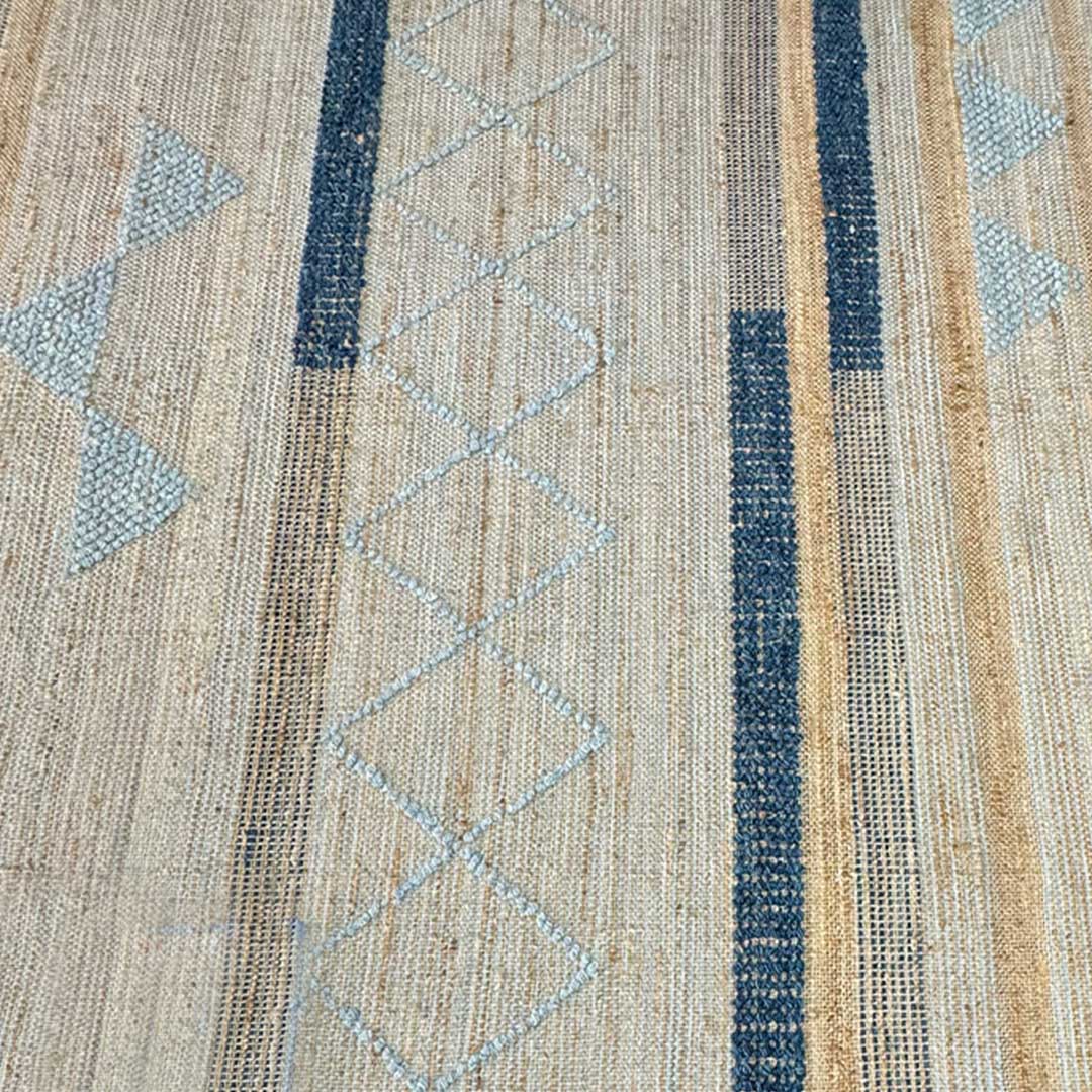 Earthy Elegance Handknotted Jute & Wool Rug