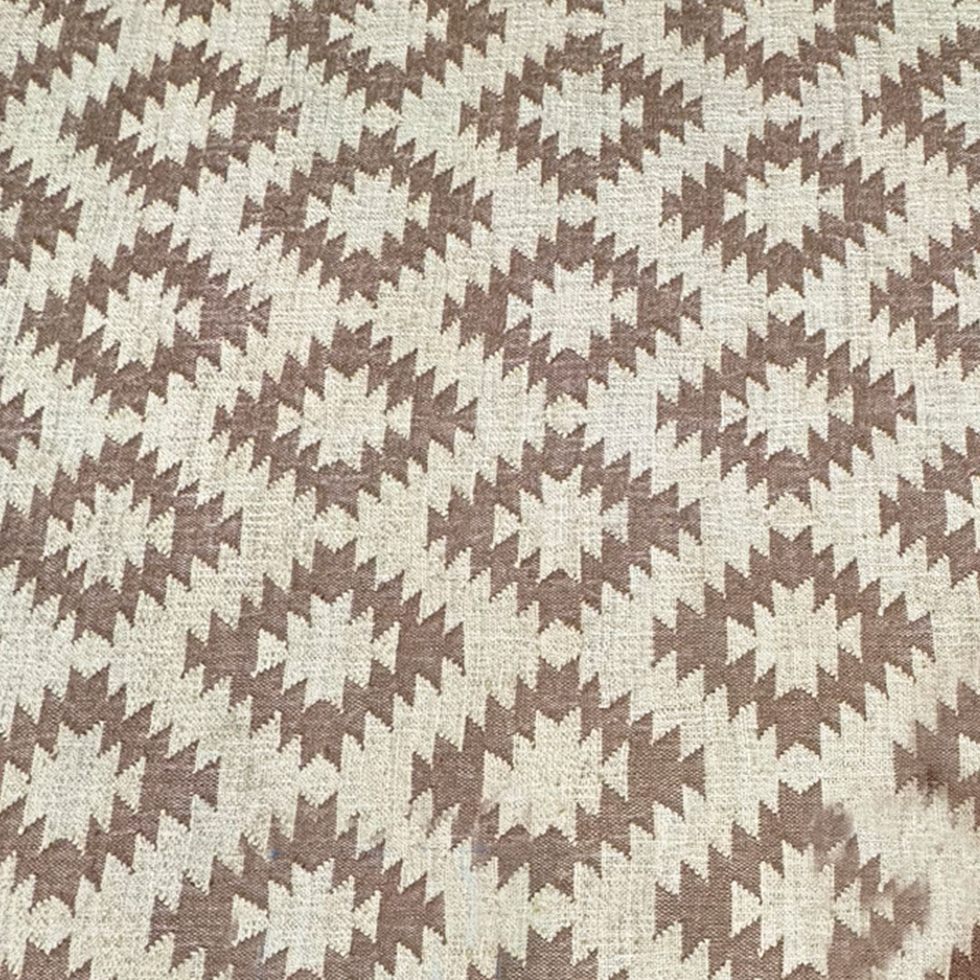 Earthy Elegance Handknotted Jute Rug