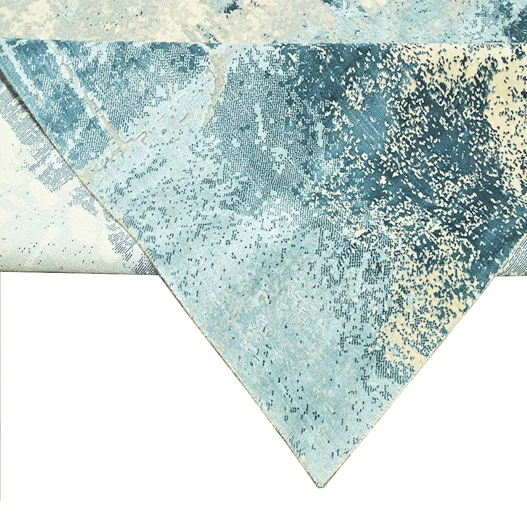 Texture Tales Handloom Viscose Rug.