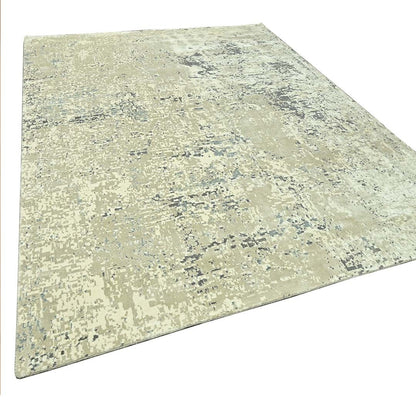 Texture Tales Handloom Viscose Rug.